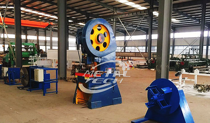 Razor Barbed Wire Machine