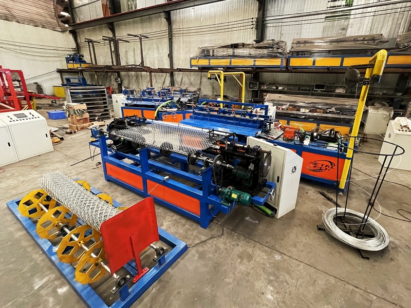 High-Efficiency METAL TECH Chain Link Fence Machine Exported To Argentina