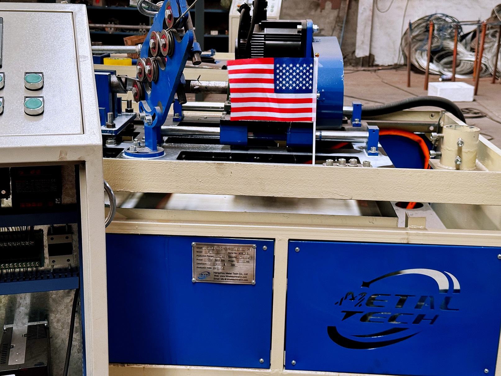 chain link fence making machine