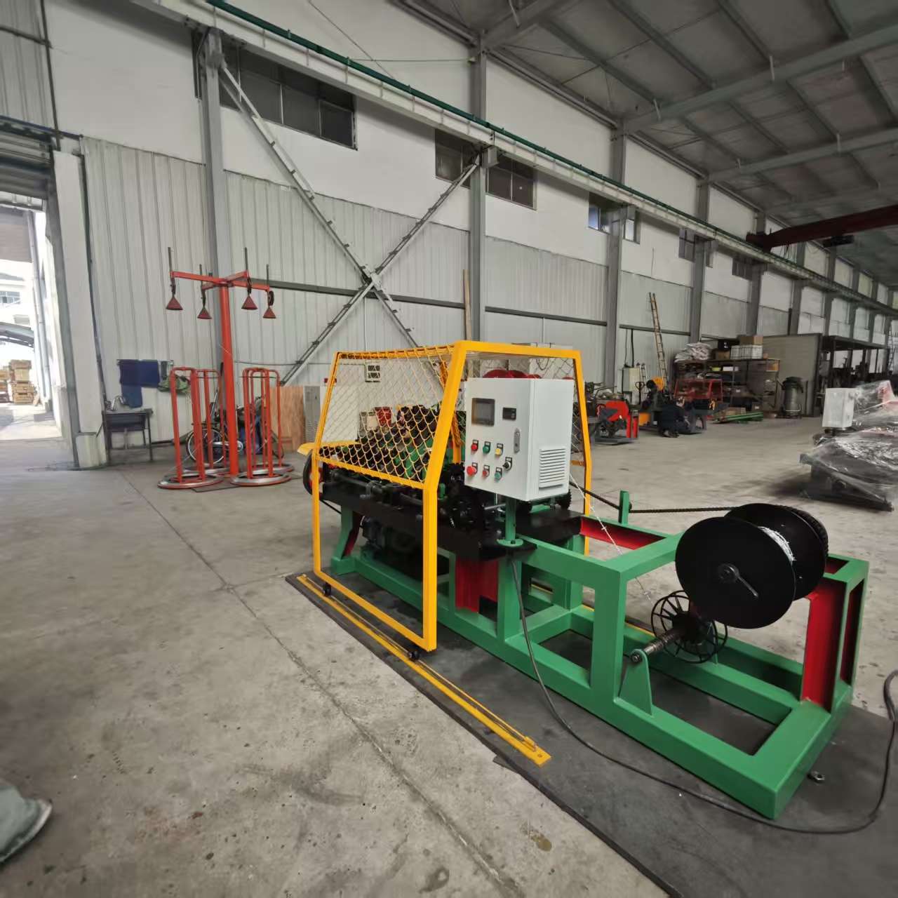 Barbed wire making machine1.jpg